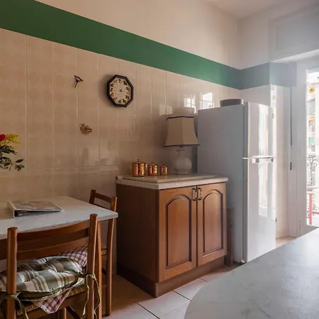 The Magic Of San Peter In The Heart Of Appartement Rome